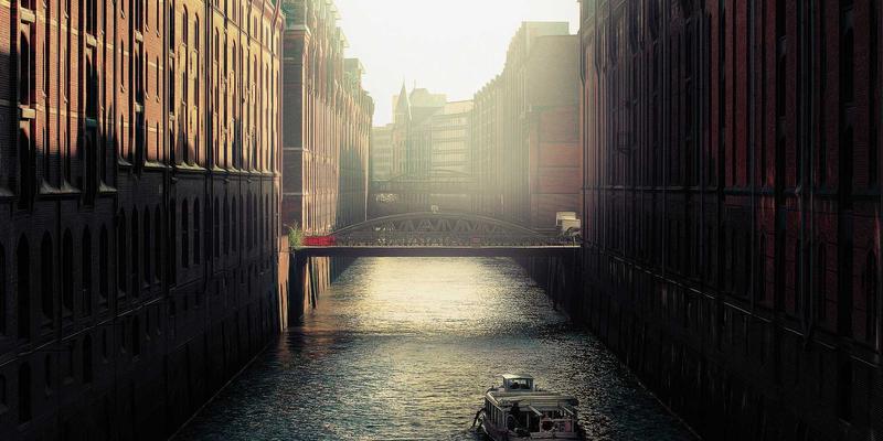 商业合作新范式：线上线下资源整合与优化如何重塑新零售格局